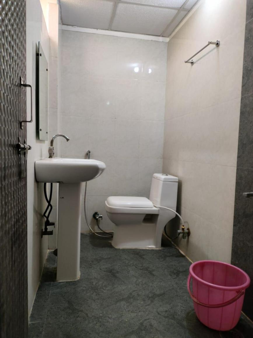 The Rejoice Hotel & Guesthouse Grander Noida Exterior foto