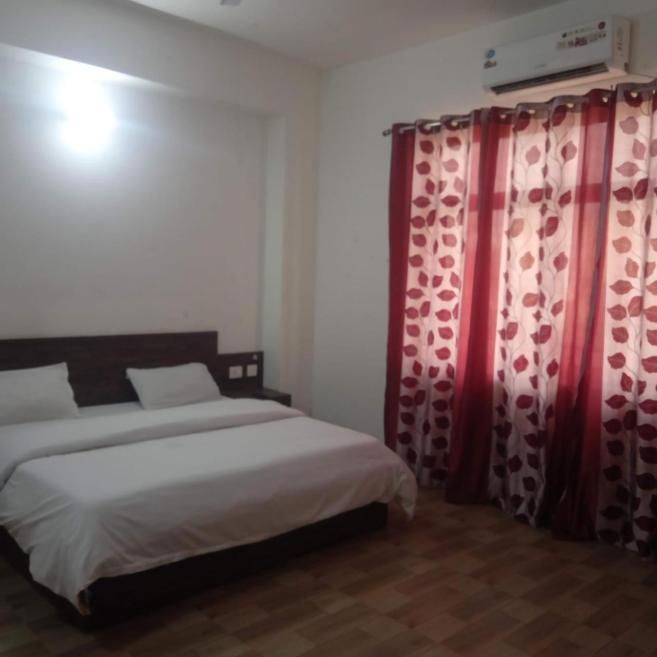 The Rejoice Hotel & Guesthouse Grander Noida Exterior foto